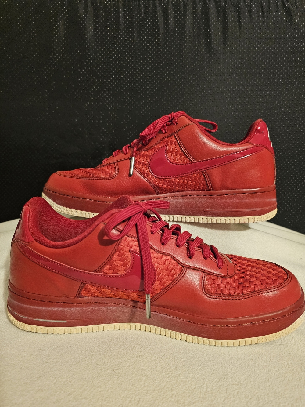 NIKE Mens Air Force One 1 Low-Top 07 LV8 Woven Triple Gym Red Sneakers SIZE 10.5